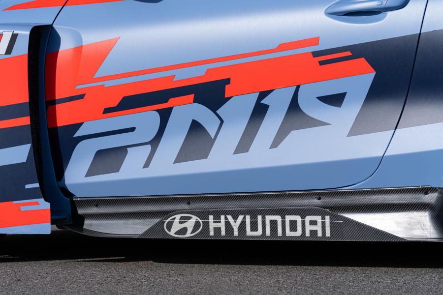 Детали экстерьера Hyundai RM19 2019 года  (фото 15 из 86)